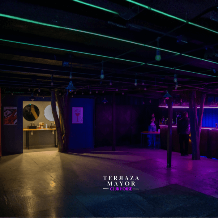 Salón amplio de Terraza Mayor preparado para un evento privado
